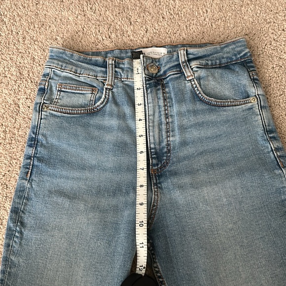 Zara High Rise Skinny Stretchy Jeans - Picture 9 of 9